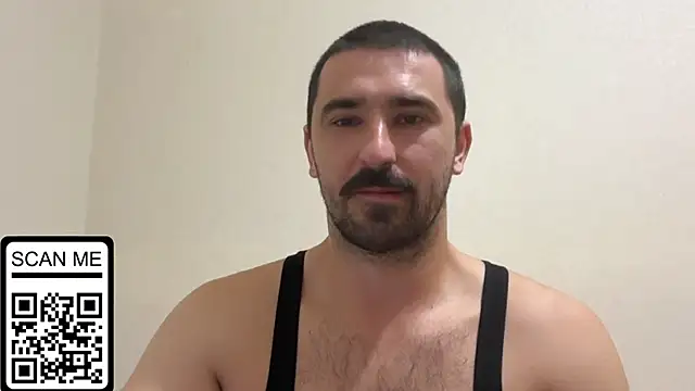 Snapshot of Hard_to_Obey chatting on 09.21.25 Hard to Obey online show from 09.21.25