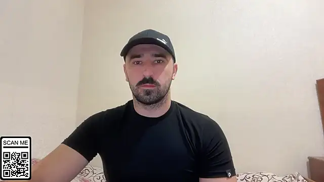 Snapshot of Hard_to_Obey chatting on 10.14.25 Hard to Obey online show from 10.14.25