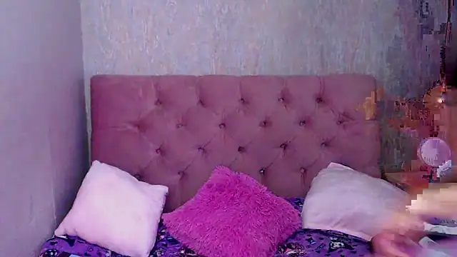 laurenelove online show from 09.09.25