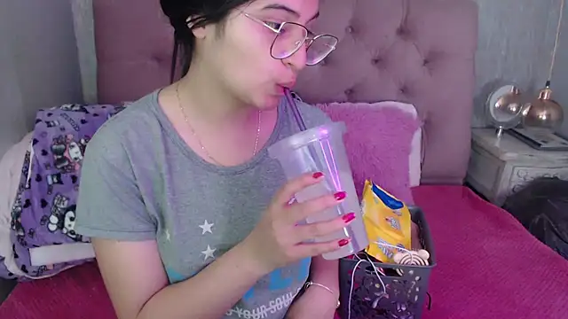 laurenelove online show from 10.09.25