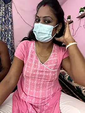 Lovlycouple1 online show from 11.18.25