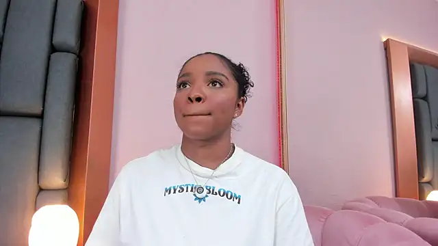 LisaMendez online show from 03.27.26