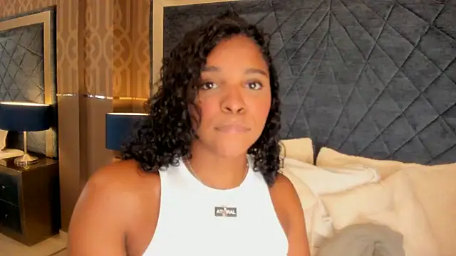 Snapshot of LisaMendez chatting on 07.01.26 LisaMendez online show from 07.01.26