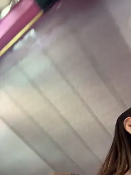 Tania Gate online show from 10.24.25