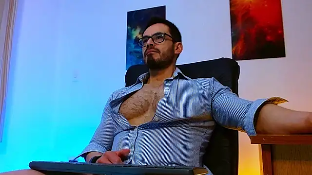 Axel Lover online show from 02.28.26