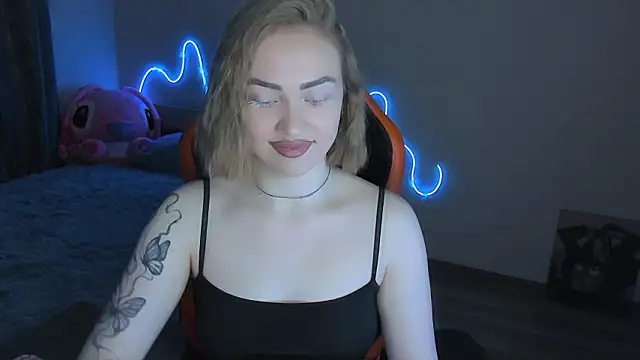 LaraKrein lk online show from 03.22.26