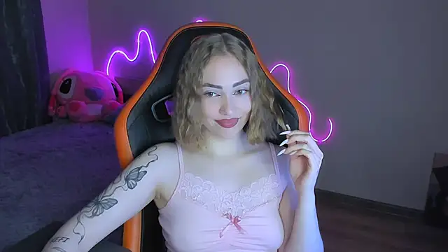 LaraKrein lk online show from 04.17.26