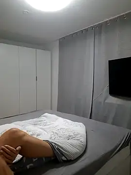 SexyJulia21 online show from 09.15.25