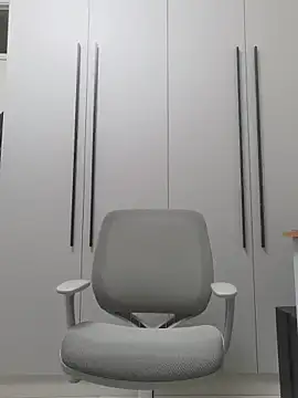 Snapshot of Ethan-SSS chatting on 04.16.26 Ethan-SSS online show from 04.16.26