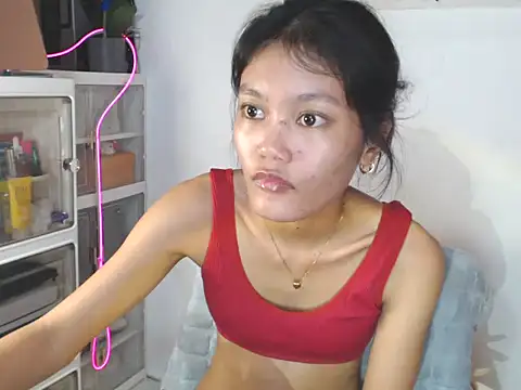 Snapshot of skinny_gracie chatting on 06.22.26 skinny gracie online show from 06.22.26