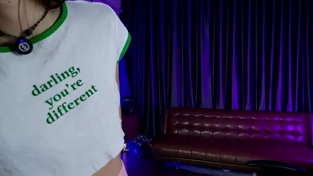 laxyflaxyy online show from 10.21.25