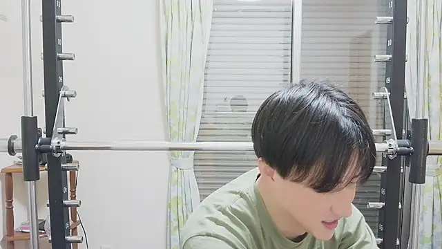 Snapshot of oyu_kun chatting on 02.08.26 oyu kun online show from 02.08.26