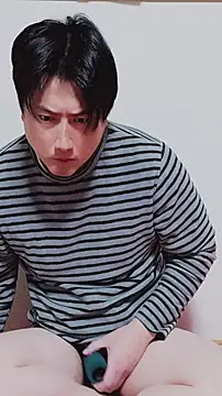 Snapshot of oyu_kun chatting on 02.22.26 oyu kun online show from 02.22.26