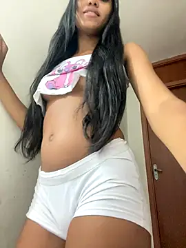 Snapshot of Sabryynna chatting on 09.09.25 Sabryynna online show from 09.09.25