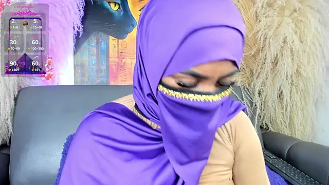 Snapshot of yasmin_elite chatting on 09.29.25 yasmin elite online show from 09.29.25