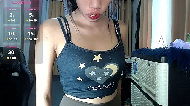 kourtneyluv  online show from 02.05.26