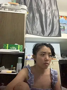 Minee1202 online show from 12.19.25