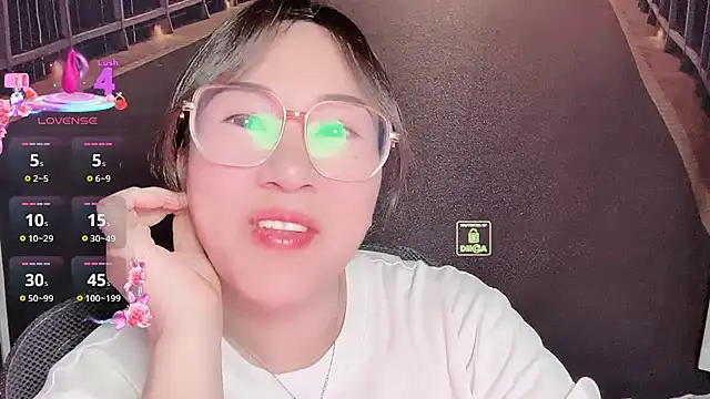 Liqinqin online show from 09.10.25
