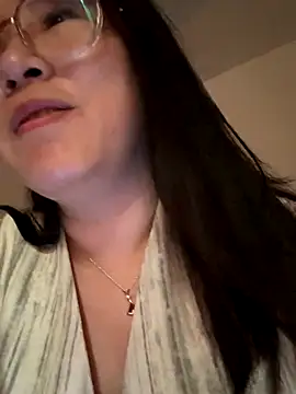 Liqinqin online show from 10.05.25