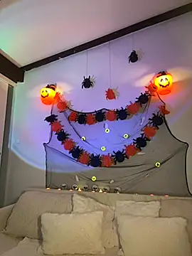 Snapshot of LINA_ALL_EYES_ON_YOU chatting on 10.30.25 LINA ALL EYES ON YOU online show from 10.30.25