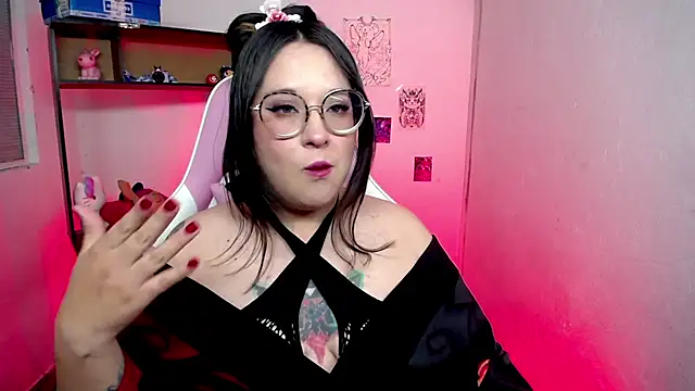 Snapshot of _Jaade_p_ chatting on 10.04.25  Jaade p  online show from 10.04.25