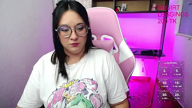 Snapshot of _Jaade_p_ chatting on 10.26.25  Jaade p  online show from 10.26.25