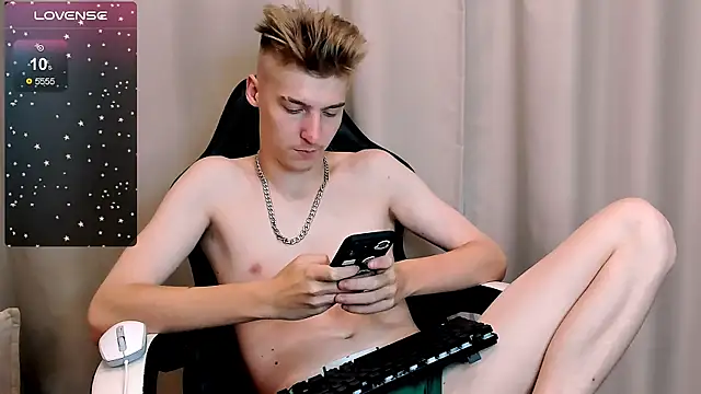 MrSexyCum4U online show from 10.08.25