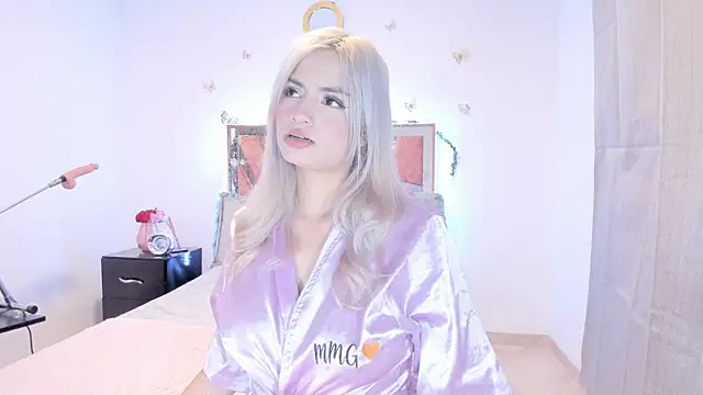 Ella Lenox online show from 10.23.25