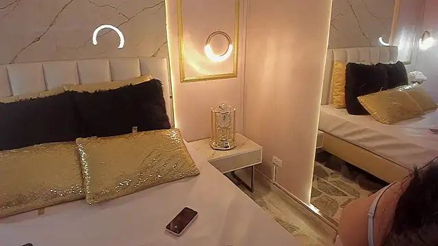 VioletaMaddox online show from 11.13.25