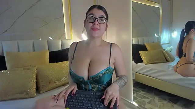 VioletaMaddox online show from 01.06.26