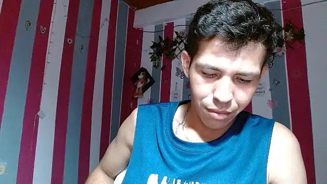 Snapshot of Antony_hardx chatting on 09.18.25 Antony hardx online show from 09.18.25