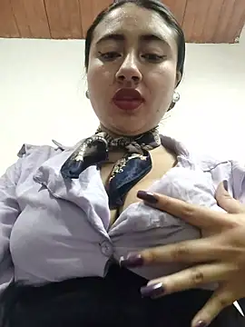 Snapshot of AMATISTA__16 chatting on 10.24.25 AMATISTA  16 online show from 10.24.25