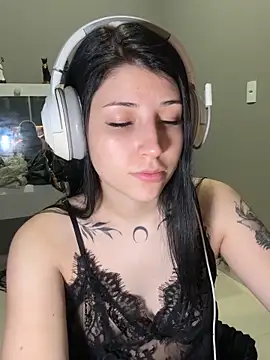 Snapshot of Privad_ravenna chatting on 10.07.25 Privad ravenna online show from 10.07.25