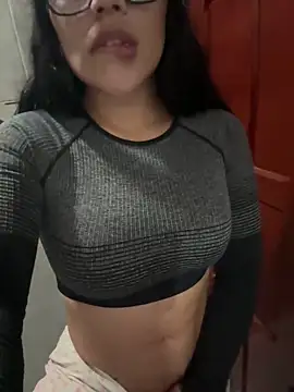 laure torres online show from 10.25.25