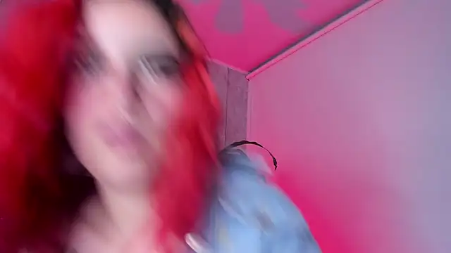 Sophie red online show from 09.10.25