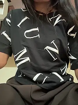 modelnishu online show from 04.03.26