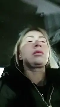 Reina Cummings online show from 12.18.25