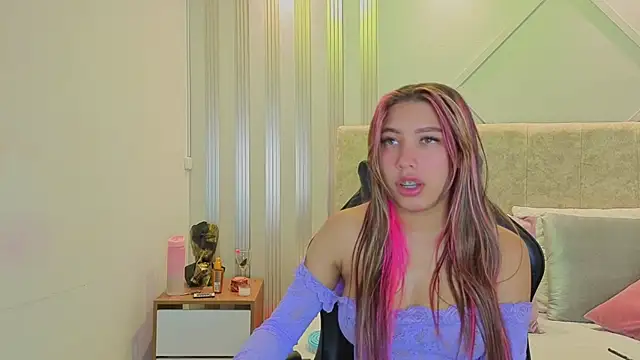 nami sweet  online show from 10.24.25