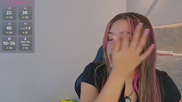 nami sweet  online show from 11.18.25