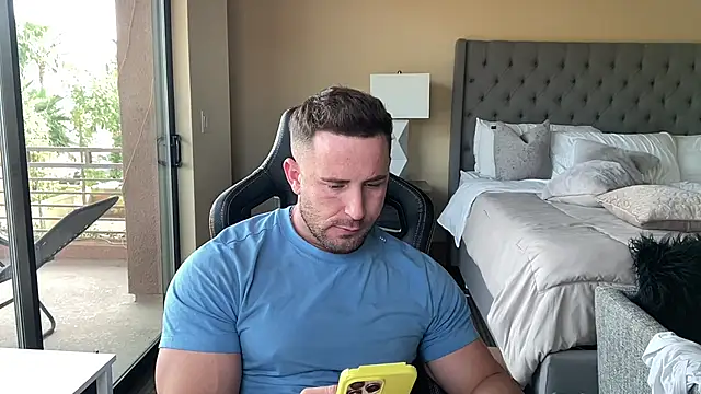 brettmycles28 online show from 09.27.25