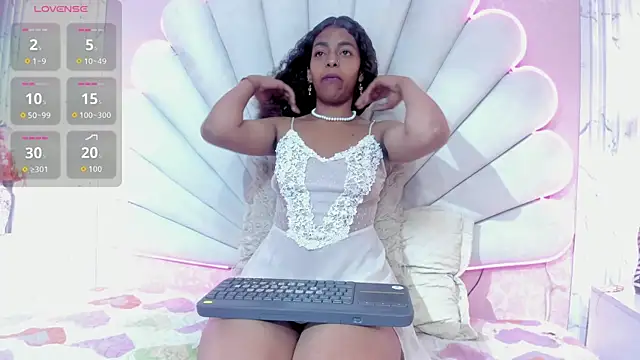 MisRoos online show from 10.07.25