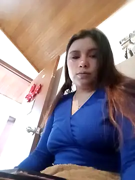 Snapshot of LucyPetit chatting on 09.12.25 LucyPetit online show from 09.12.25