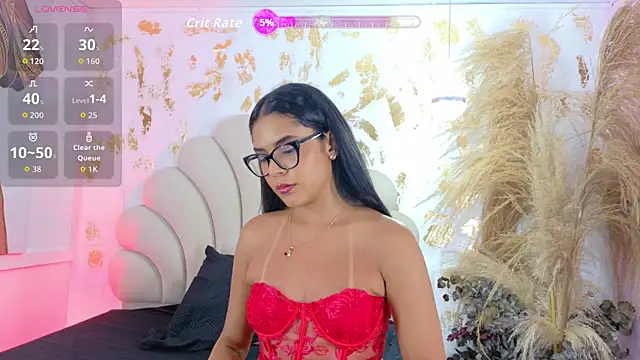 Snapshot of mia_white_cr chatting on 09.13.25 mia white cr online show from 09.13.25