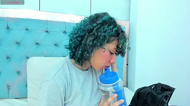 lis rous online show from 09.17.25