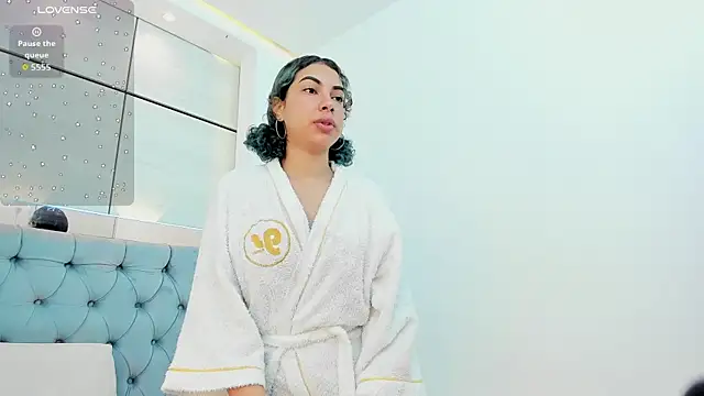 lis rous online show from 10.31.25