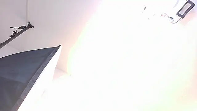 AlexandraCambell online show from 05.17.26