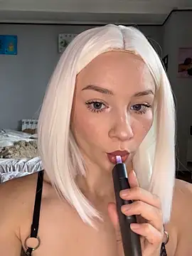 JennaOluretn online show from 09.29.25