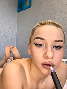 JennaOluretn online show from 10.23.25