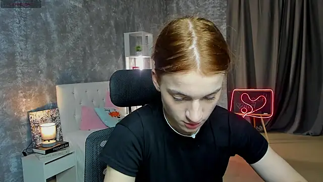 stacey  doll online show from 10.14.25