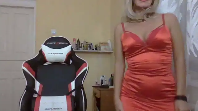 TianaQLove online show from 10.03.25